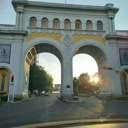 Tu Estancia Guadalajara Exterior photo